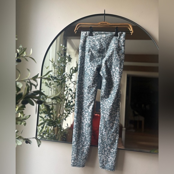 VUORI| elevation leggings | size xs - Picture 4 of 7